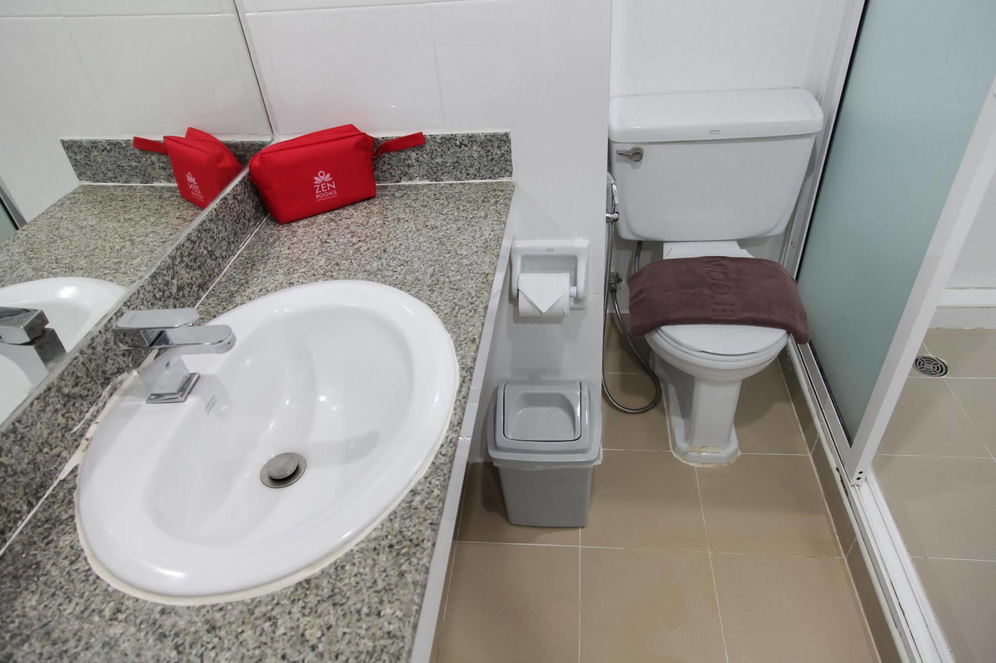 בנגקוק Zen Rooms Bangchak מראה חיצוני תמונה