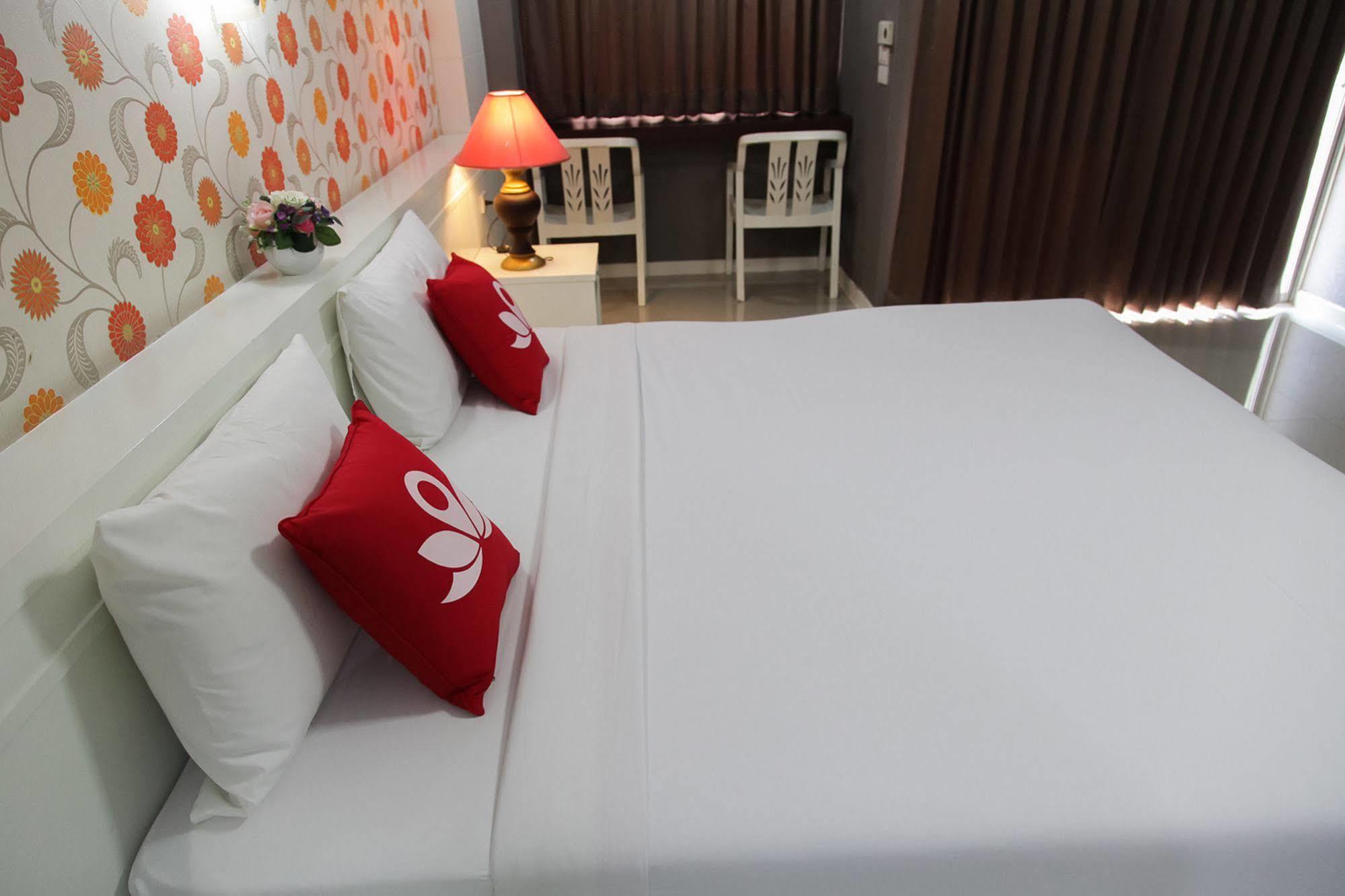 בנגקוק Zen Rooms Bangchak מראה חיצוני תמונה